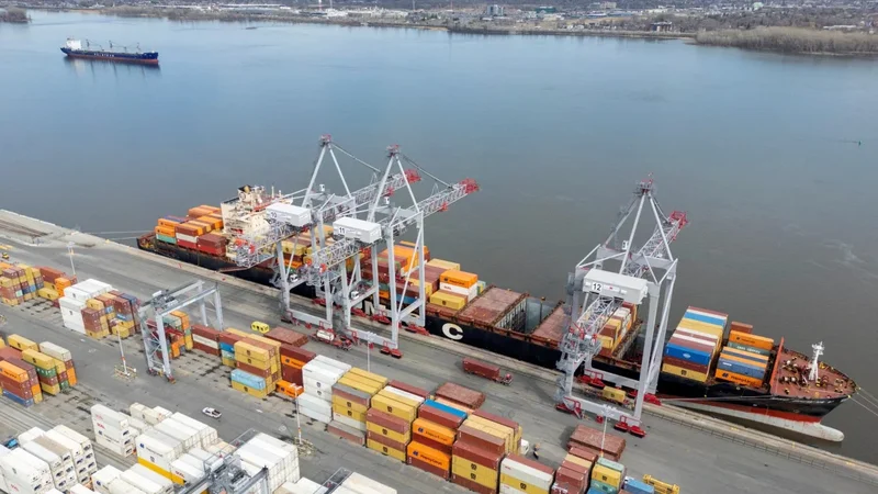 US slaps 50% tariffs on US$20 billion of Canadian goods after trade talks fail