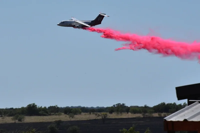 Two soldiers dead after Apache helicopter crashes in Texas