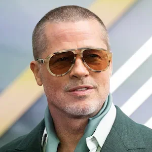 Brad Pitt’s return to drinking is not unsafe, experts say, but it’s not for everyone
