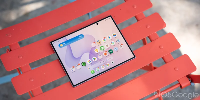 Samsung will reportedly make an extra one million Galaxy Z Fold 8 units
