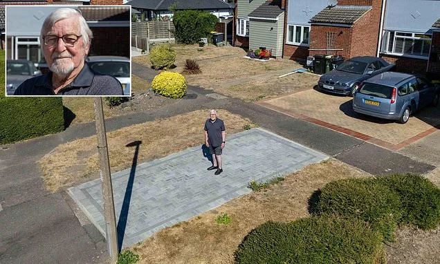 Disabled pensioner who paved over grass verge to build £2.2K driveway to his home is ordered to rip it up after it was built without planning permission