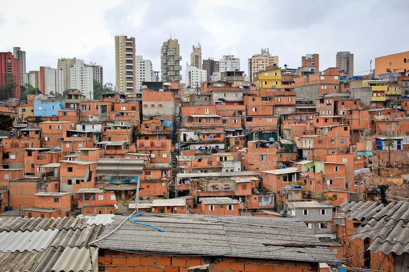 Brazil Income Inequality Worsens as Top 1% Earns 31.5 Times Poorer Half