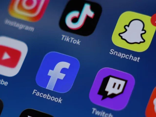 Meta says it has taken down 756,000 Australian teen accounts as ban enforcement looms