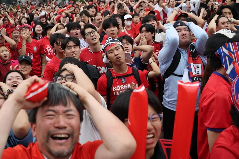 Who are candidates for interim coach of Korea's national football team?