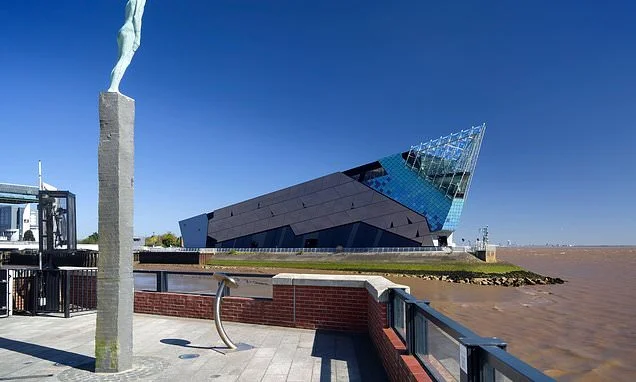 'No10 North' means Manchester hogs the limelight but there's MUCH more to this region - these are England's northern cities you must visit instead