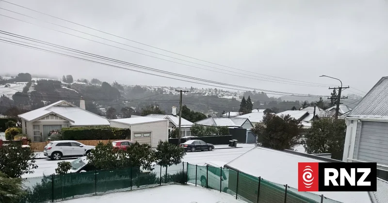 Live weather: Another icy morning, as temperatures plunge further