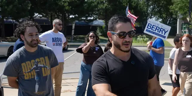 Progressive Abdul El-Sayed wins Michigan primary, confirming momentum of Democrats' left wing