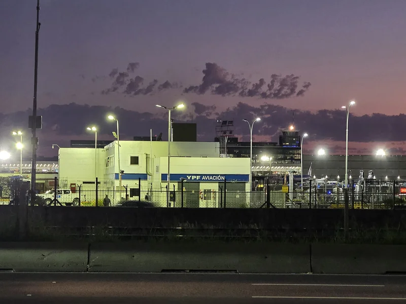Argentina Runs Its Shale Oil Fields From a Buenos Aires Control Room