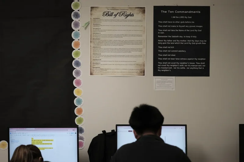 Supreme Court asked to review Texas law requiring the Ten Commandments in public schools