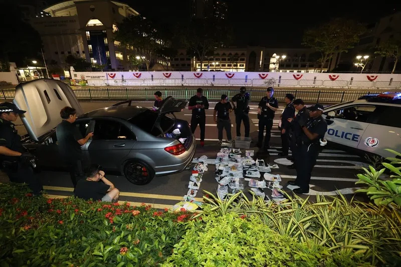 Man assisting police probe over illegal gambling websites on phone; vapes also found in car