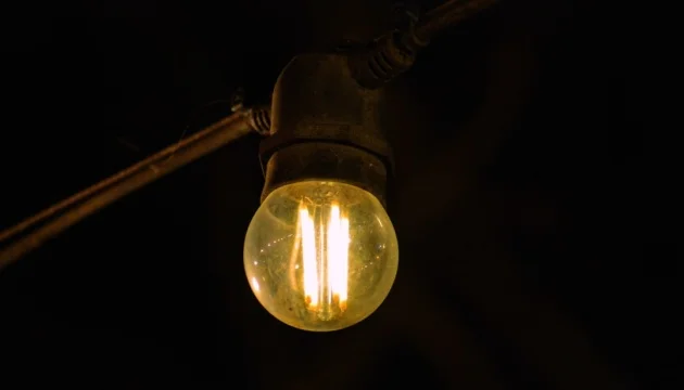 Russian attack damages power facility in Chernihiv, leaving more than 10,000 customers without power