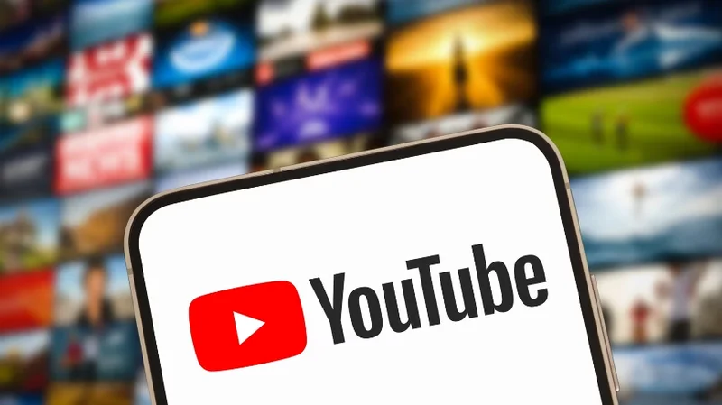 YouTube starts funding shows directly to keep creators from licensing to Netflix