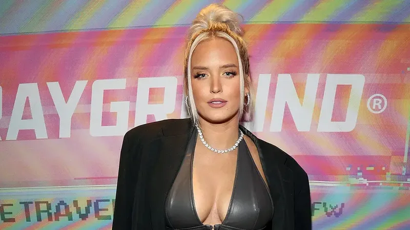 Country singer Macy Kate rebuilds her career with anthem performance & NFL boyfriend, plus dorm costs & Marv!