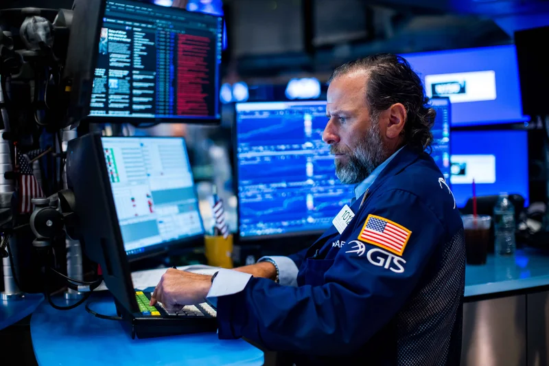 Stock bears obliterated as Nasdaq 100 logs top 10 bullish stat of past decade