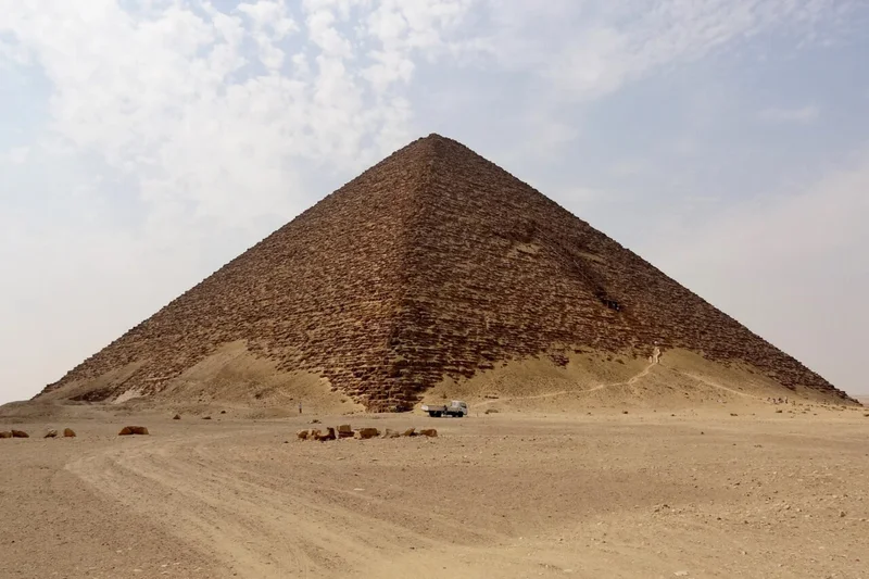 ‘Ramps’ Near Egypt’s Red Pyramid Might Actually Be Ancient Dams