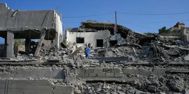 Lebanon: Nine killed by Israeli airstrikes in south of country