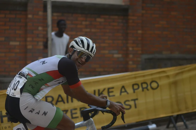 Iranian cyclist Mirbagheri aims medal at Nagoya