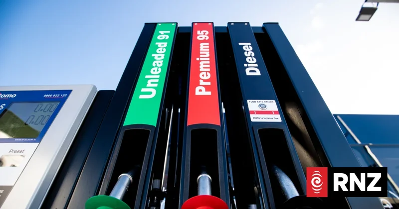 Three big NZ petrol companies barely shift greenhouse gas emissions in a year
