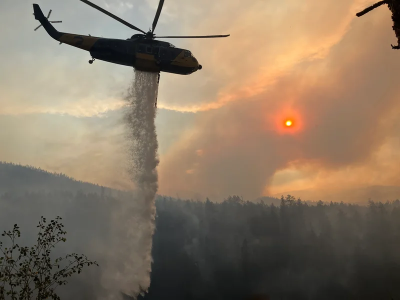 Smoke from B.C. wildfires helping in fire fight despite causing poor air quality