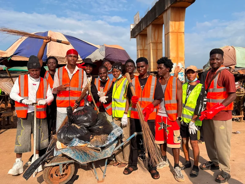 Children honour late Ogun politician with sanitation exercise at Lusada Market