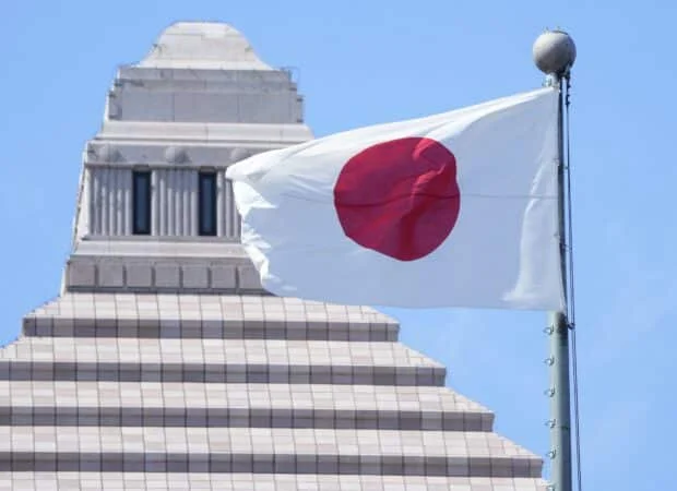 Japanese flag desecration law goes into effect amid expression concerns