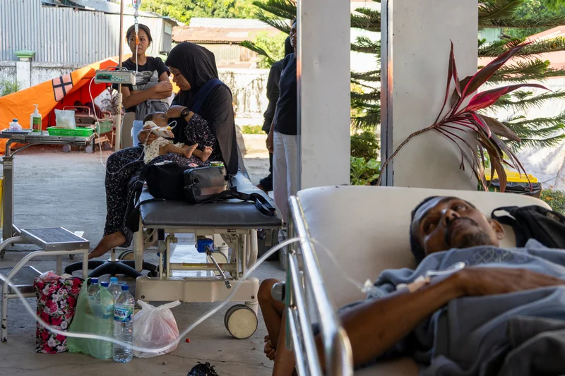 Indonesian mother 'grateful' after emergency birth during 7.7 quake