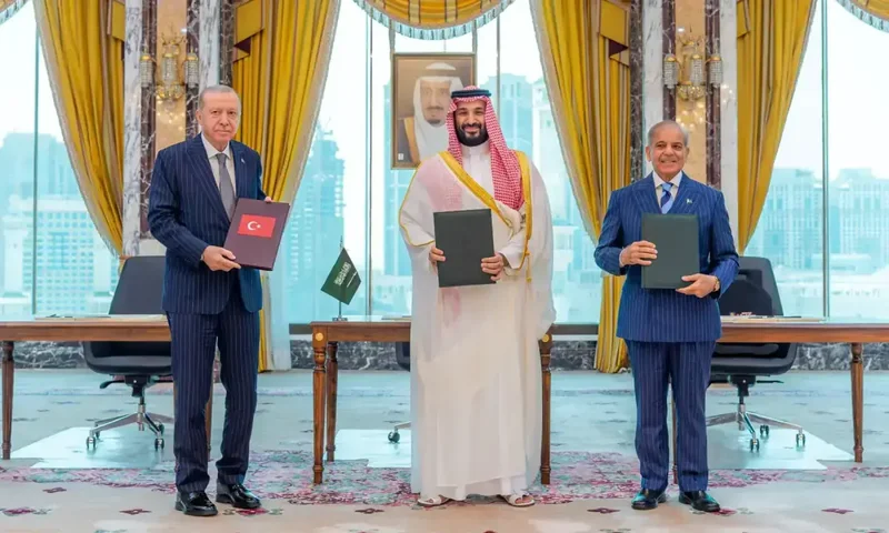 'We aspire for it to grow': Turkiye's Erdogan eyes expansion of Makkah Joint Defence Agreement
