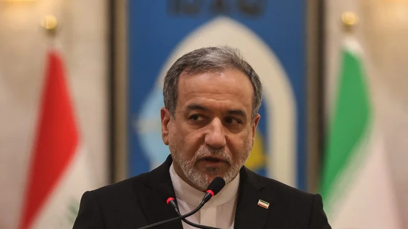 FM Araghchi says US economic pressure campaign is doomed to fail