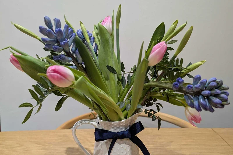 Best letterbox flower services for thoughtful gifting