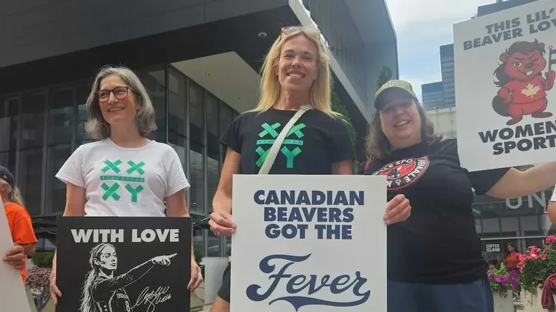 Canadian powerlifting champion April Hutchinson leads first Sophie Cunningham rally outside the US