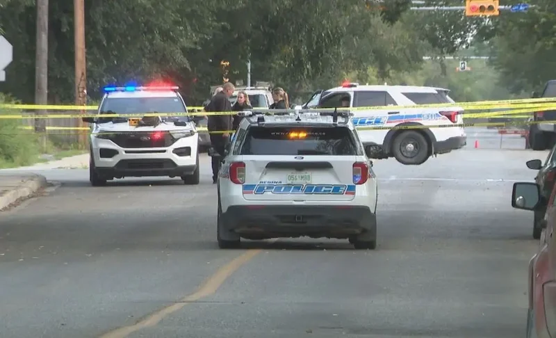 Woman faces murder charges in connection to deaths of 2 people in Regina: police