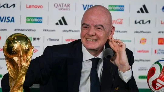 FIFA chief Infantino gets backing of AFA, South American football