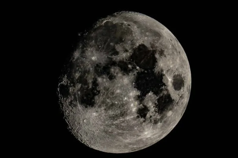 NASA boss balks at billion-dollar estimate for recycled Moon rover