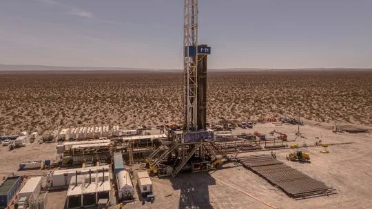 Peter Thiel reports stake in Argentine shale oil exporter Vista