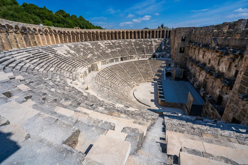 Aspendos fest returns to Antalya with Verdi, Tolstoy, Khachaturian