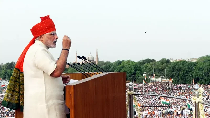 'Remove bulletproof glass or I wont speak': PM told officers ahead of 2014 I-Day