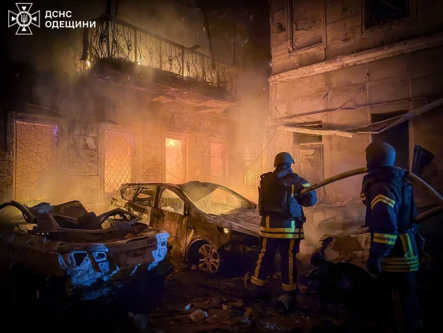 Russia and Ukraine exchange overnight strikes, leaving seven dead