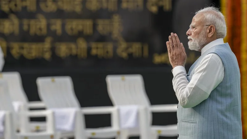 PM Modi pays tribute to Atal Vihari Vajpayee on death anniversary