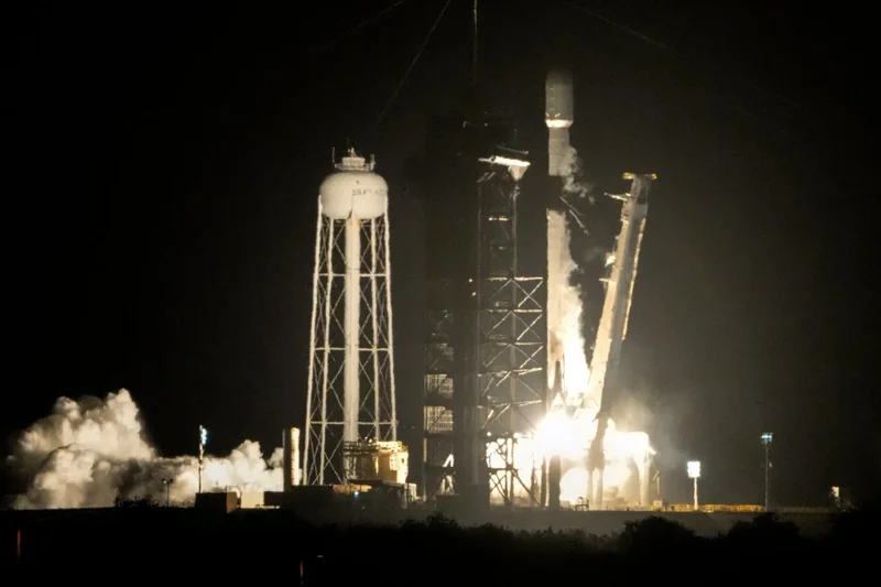 A dead SpaceX rocket that’s been adrift for over a year is about to slam into the moon, carving out a new crater with the equivalent of 3 tons of TNT