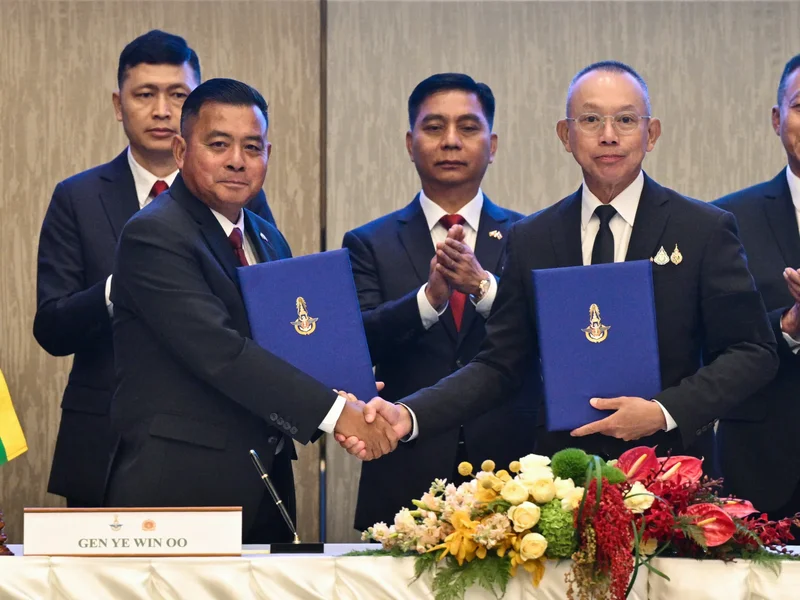 Myanmar military chief visits Bangkok as diplomatic offensive continues