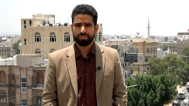 Yemeni army warns Houthis after attacks heighten escalation risk