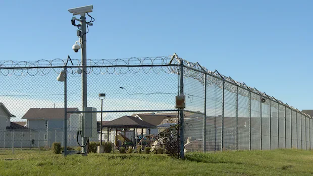 2 correctional officers, offender dead after 'tragic accident' during Edmonton transfer: CSC