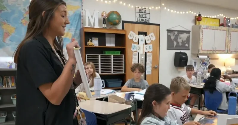 Some schools go back to the basics, limiting screens in the classroom