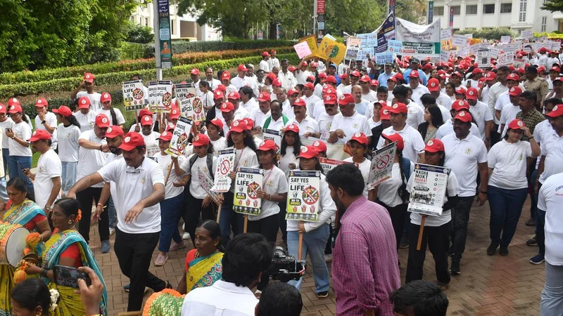Hundreds participate in walkathon for ‘Drug Free India’ in Hubballi