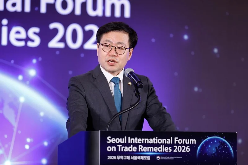 Trade minister's ouster raises concerns over Korea's response to US pressure