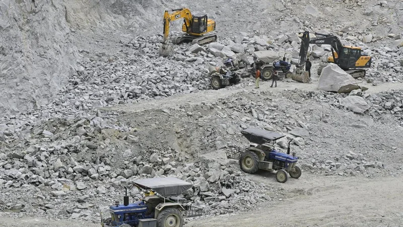 How a Tamil Nadu GO and Tavarekere quarry mishap may affect Bengaluru commuters