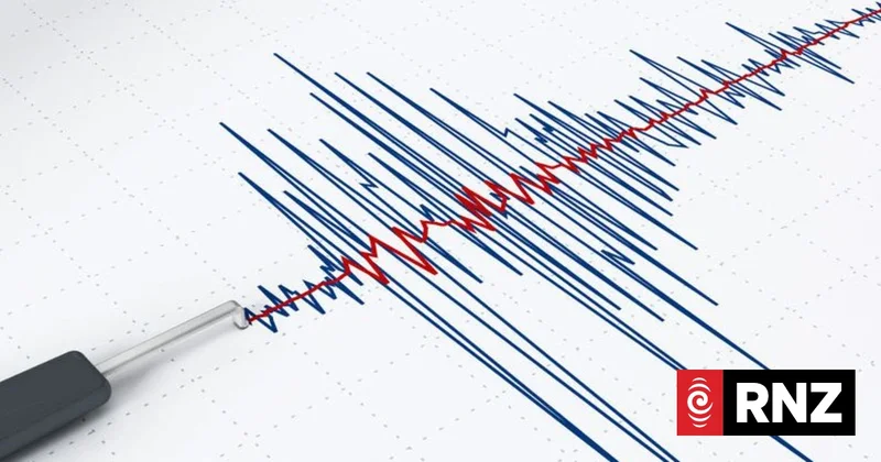 5.2 magnitude quake strikes near Te Anau