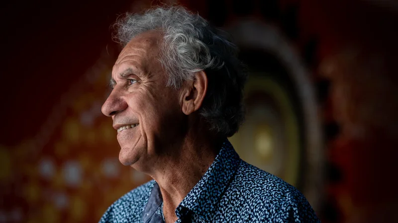 Broadcasting veteran Charlie King retires after 32 years with the ABC