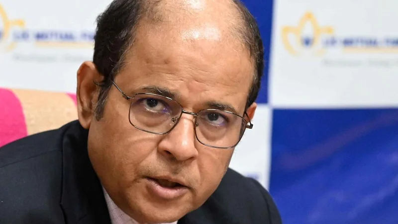 LIC Mutual Fund plans SIF launch by October, targets ₹500 crore corpus