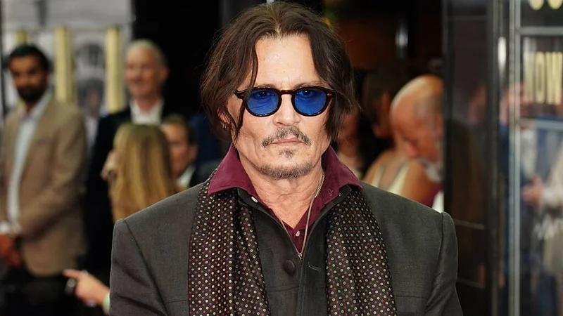 Pirates Of The Caribbean producer confirms talks with Johnny Depp for new film